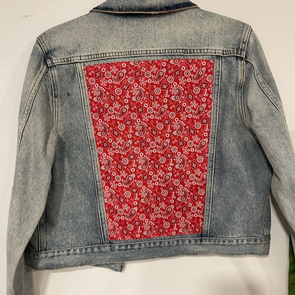 Jacket - Picture 4 of 7